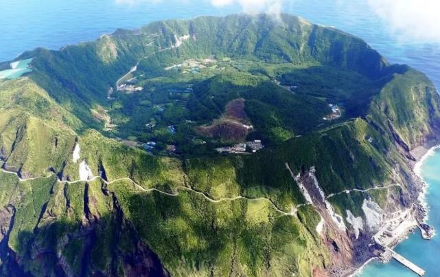 买日本70万平米小岛