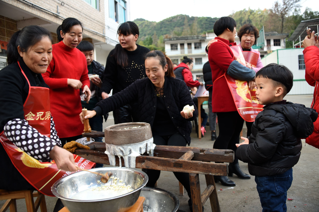 磨豆腐是记忆里的年味