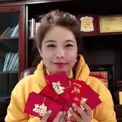 揭秘普通县城贵妇一年挥金如土的惊人数字！花费背后隐藏的秘密大解析。