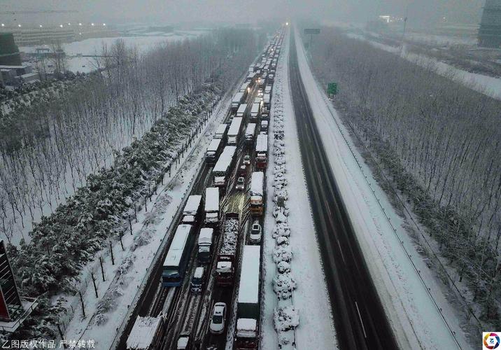 多地返程遇雨雪，如何应对天气突变，保障旅途安全？